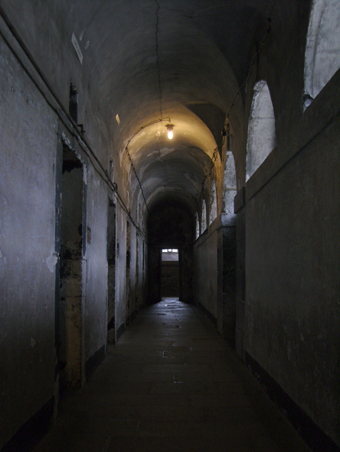 Kilmainham Gaol, Kilmainham 17 – West Wing Corridor 01